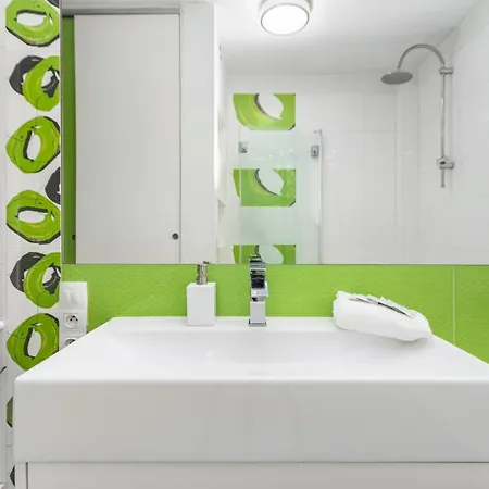 Broniewskiego 9e By Homeprime Apartament Warszawa