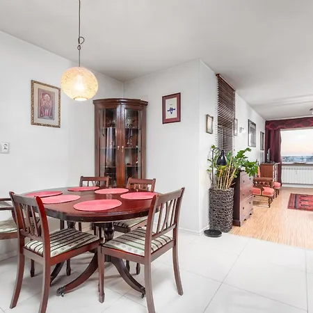 Broniewskiego 9e By Homeprime Apartman *