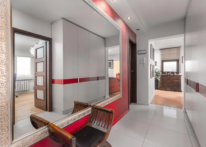 Broniewskiego 9e By Homeprime