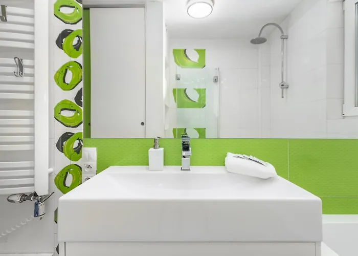 Broniewskiego 9e By Homeprime Apartment Warsaw